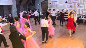 Luyện tập khiêu vũ – Nhiều lợi ích sức khỏe đối với người cao tuổi
