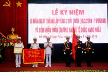 Vùng 2 Hải quân đón nhận Huân chương Bảo vệ Tổ quốc hạng Nhất