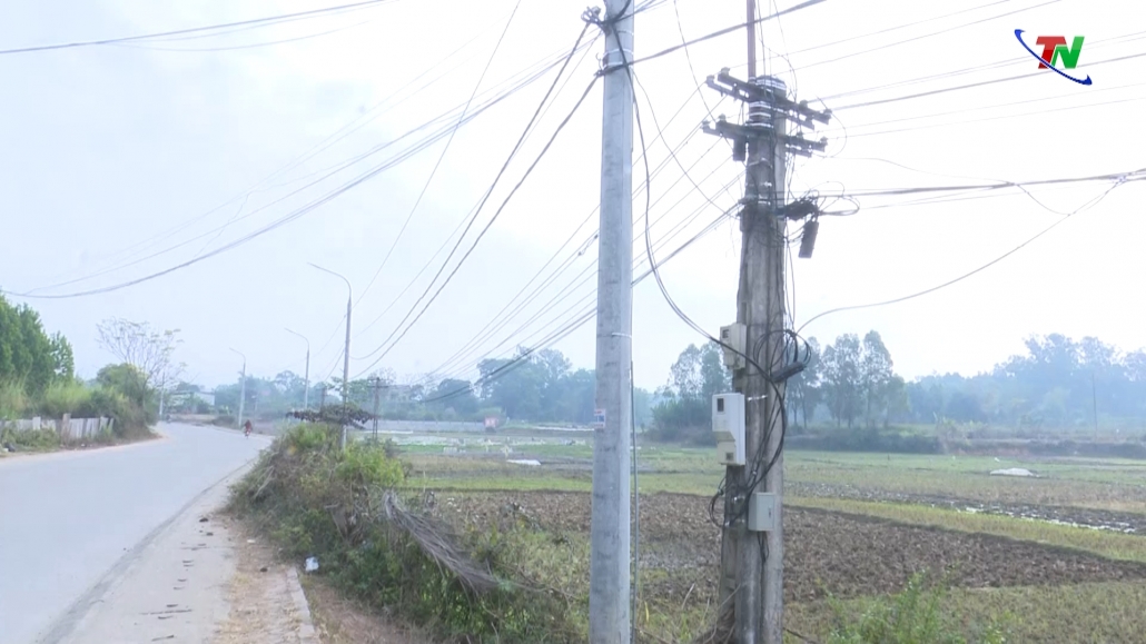 Đã có giải pháp khắc phục tình trạng điện sinh hoạt kém chất lượng tại xã Thượng Đình,  huyện Phú Bình