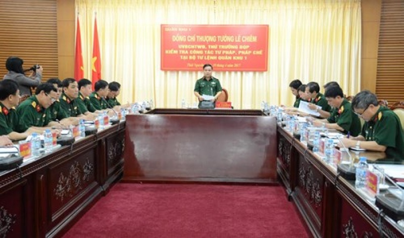 Thượng tướng Lê Chiêm kiểm tra công tác của các cơ quan tư pháp, pháp chế thuộc BTL Quân khu 1