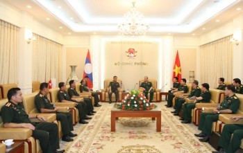 Việt Nam và Lào tăng cường hợp tác kỹ thuật quân sự
