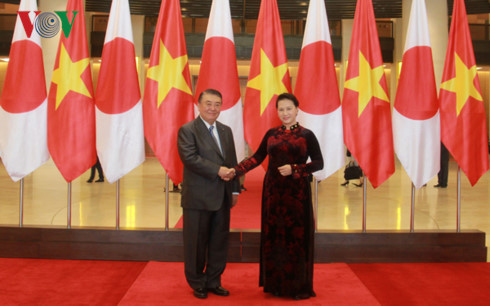 Chủ tịch Hạ viện Nhật Bản thăm chính thức Việt Nam
