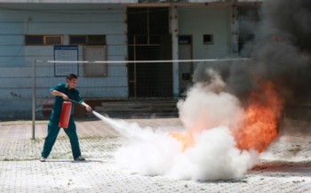 Huấn luyện công tác phòng cháy chữa cháy cho lực lượng tự vệ thuộc UBND tỉnh