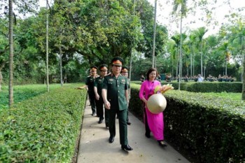 Toàn quân đẩy mạnh học tập và làm theo tư tưởng, đạo đức, phong cách Hồ Chí Minh, phấn đấu xứng danh Bộ đội Cụ Hồ trong thời kỳ mới