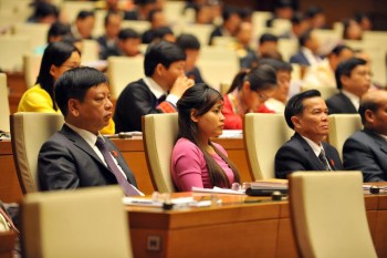 Khai mạc kỳ họp Quốc hội: Lần đầu tiên chất vấn ‘hỏi nhanh đáp gọn’