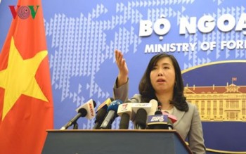Yêu cầu Trung Quốc chấm dứt cho máy bay ném bom diễn tập ở Hoàng Sa