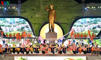 Lãnh đạo Đảng, Nhà nước dự Lễ kỷ niệm 60 năm Bác Hồ về thăm Tây Bắc