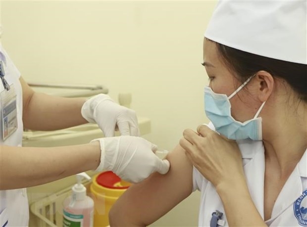 Bộ Y tế triển khai đợt 3 tiêm vaccine phòng bệnh COVID-19