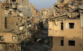 IS bất ngờ tái chiếm một phần thị trấn chiến lược ở miền Đông Syria