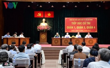 Chủ tịch nước Trần Đại Quang tiếp xúc cử tri TP Hồ Chí Minh