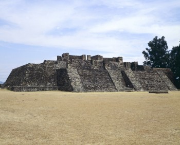 Phát hiện ngôi đền bị che lấp hơn 800 năm bên trong kim tự tháp