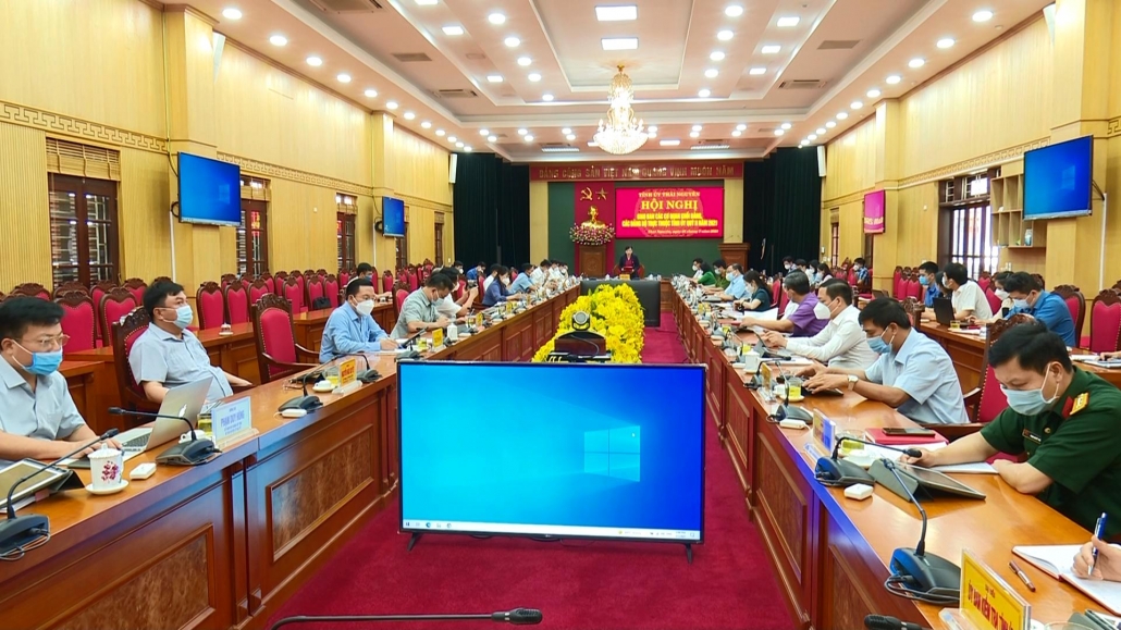 Hội nghị Giao ban các cơ quan khối Đảng, các Đảng bộ trực thuộc Tỉnh ủy quý II - đã psts 1.7