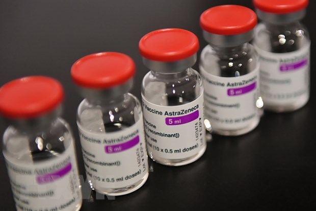 Thêm 921.400 liều vaccine phòng COVID-19 AstraZeneca về Việt Nam
