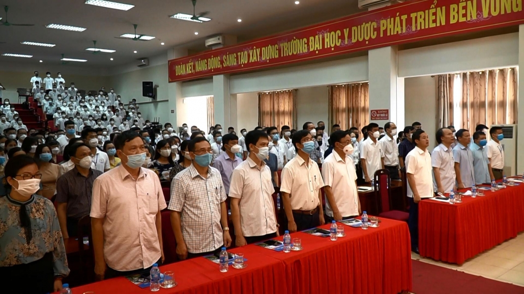 301 tình nguyện viên Trường Đại học Y - Dược Thái Nguyên xuất quân chi viện cho TP Hồ Chí Minh - đã psts 20.7