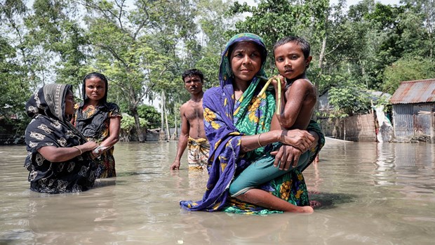 Hơn 100 người chết vì lũ lụt kinh hoàng kéo dài ở Bangladesh