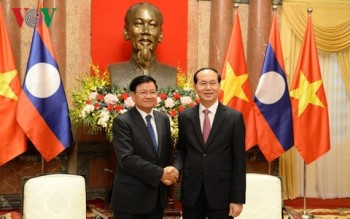 Chủ tịch nước tiếp Thủ tướng Lào Thongloun Sisoulith
