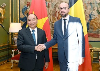 Thủ tướng Việt Nam thăm Bỉ: Hai nước ký kết nhiều văn kiện hợp tác