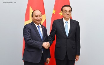 Thủ tướng Nguyễn Xuân Phúc tiếp xúc song phương bên lề ASEM 12