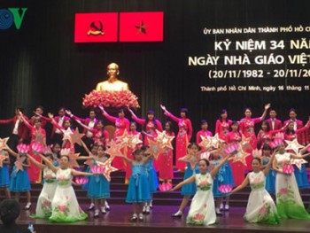 Kỷ niệm Ngày Nhà giáo Việt Nam tại các địa phương