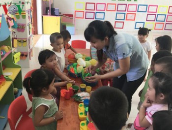 Cô giáo trẻ hết lòng với xã đảo nghèo ở TPHCM