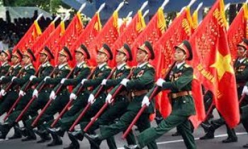 Phát huy truyền thống anh hùng, xây dựng Quân đội nhân dân Việt Nam vững mạnh làm nòng cốt cho sự nghiệp quốc phòng toàn dân