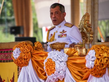 Chủ tịch nước gửi điện chúc mừng Nhà Vua Thái Lan