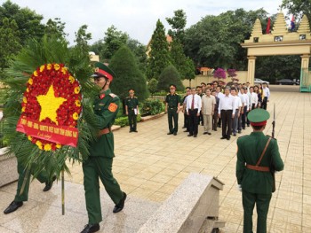 Thủ tướng Campuchia Hun Sen thăm khu di tích Đoàn 125 ở tỉnh Đồng Nai