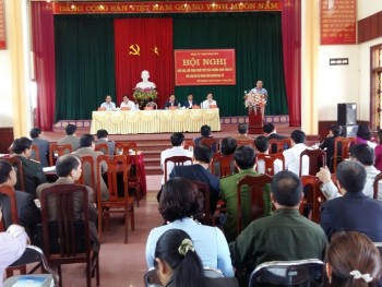 Thường trực Tỉnh ủy đối thoại với nhân dân huyện Đại Từ