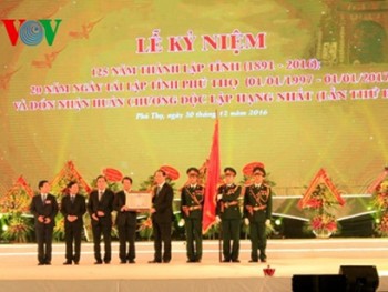 Chủ tịch nước Trần Đại Quang dự lễ kỷ niệm 20 năm tái lập tỉnh Phú Thọ