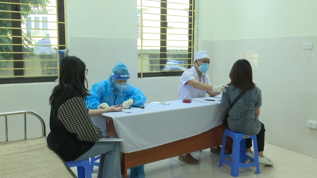 [Photo] Thái Nguyên: Nỗ lực đảm bảo an toàn trong tiêm vắc xin phòng COVID-19 cho học sinh