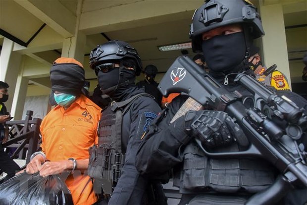 Đánh bom liều chết ở Indonesia, 3 cảnh sát thương nặng