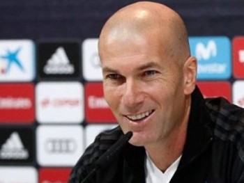Real - Villarreal: Đánh chìm “tàu ngầm vàng” được không Zidane?