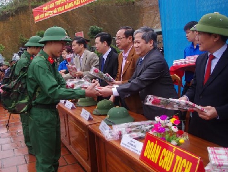 tuyen chon va goi cong dan nhap ngu dan chu cong khai cong bang dung luat