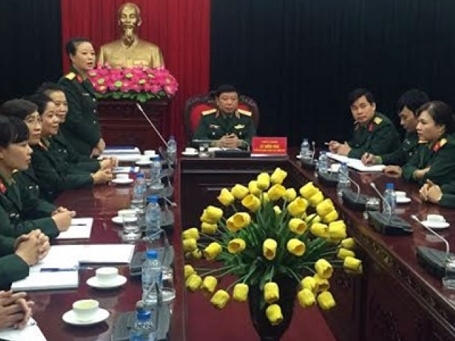 Thủ trưởng Tổng cục Chính trị gặp mặt Đoàn đại biểu Phụ nữ Quân đội