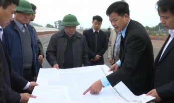 Lãnh đạo tỉnh kiểm tra một số dự án ở Khu công nghiệp Yên Bình và Khu công nghiệp Điềm Thụy
