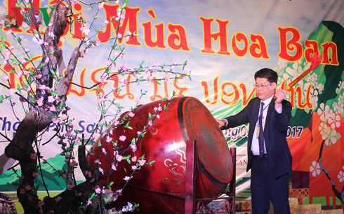 son la khai mac le hoi mua hoa ban nam 2017