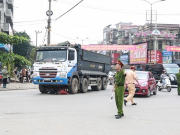Thái Nguyên: Tai nạn giao thông, 2 người bị thương nặng