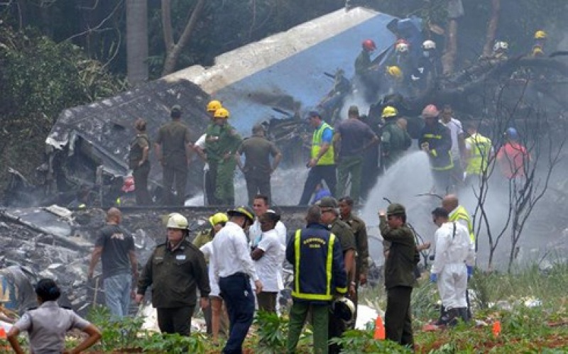 Lãnh đạo Đảng, Nhà nước gửi điện thăm hỏi vụ tai nạn máy bay ở Cuba