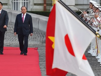 Thủ tướng Nhật Bản chủ trì Lễ đón Thủ tướng Nguyễn Xuân Phúc