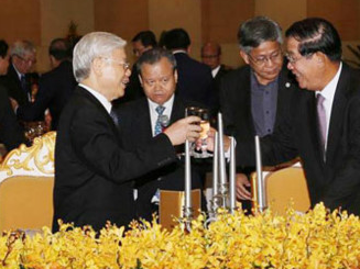 Việt Nam - Campuchia củng cố và phát triển tình đoàn kết hữu nghị