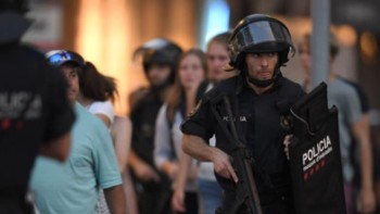 Châu Âu báo động an ninh sau các vụ khủng bố tại Tây Ban Nha