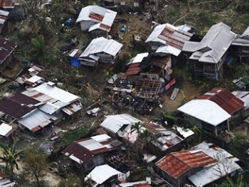 Điện thăm hỏi về thiệt hại do bão Mangkhut gây ra ở Philippines