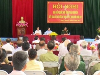 Phó Thủ tướng Chính phủ tiếp xúc cử tri tại xã Bảo Lý, huyện Phú Bình trước kì họp thứ 4, Quốc hội khóa XIV