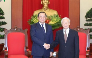 Tổng Bí thư Nguyễn Phú Trọng tiếp Phó Thủ tướng Lào