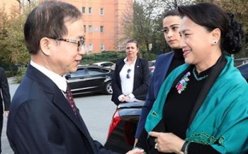 Chủ tịch Quốc hội gặp gỡ cán bộ, nhân viên Đại sứ quán VN tại Thổ Nhĩ Kỳ