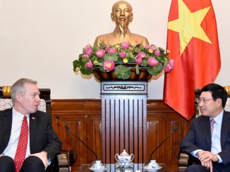 Phó Thủ tướng Phạm Bình Minh tiếp Đại sứ Hoa Kỳ Ted Osius chào từ biệt