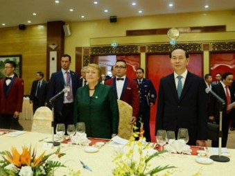 Chủ tịch nước Trần Đại Quang chủ trì Quốc yến chào mừng Tổng thống Chile