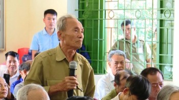 Đại biểu HĐND tỉnh, HĐND thành phố Thái Nguyên tiếp xúc cử tri trước kỳ họp
