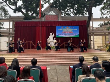 Công đoàn giáo dục Việt Nam tổ chức cuộc thi "Thầy cô trong mắt em"