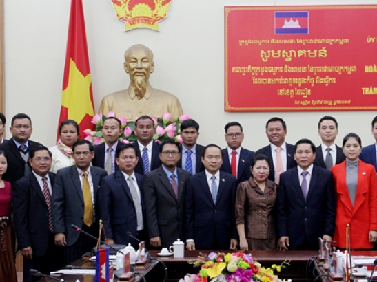 UBND tỉnh Thái Nguyên làm việc với đoàn công tác về chính sách dân tộc của Campuchia